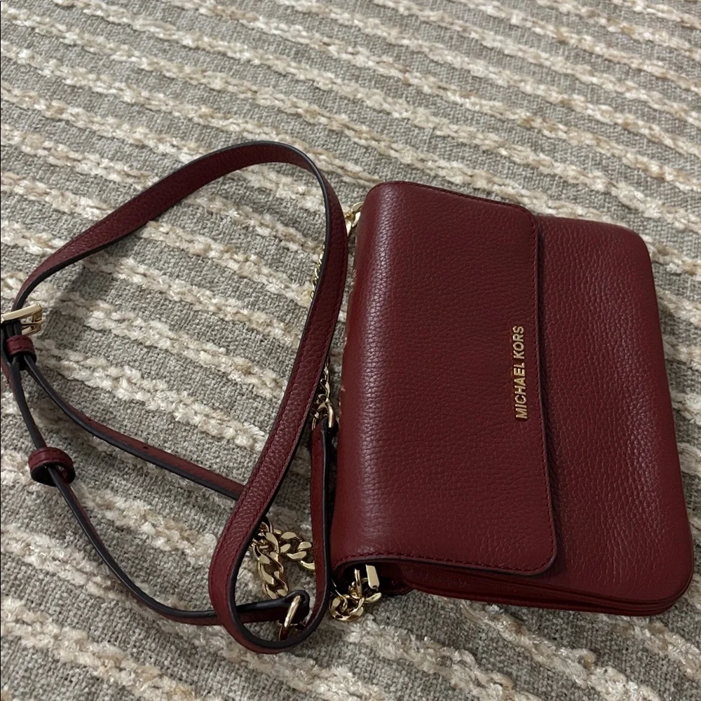 Michael Kors Cherry Bedford Pebbled‎ Leather Crossbody Bag Purse NWOT